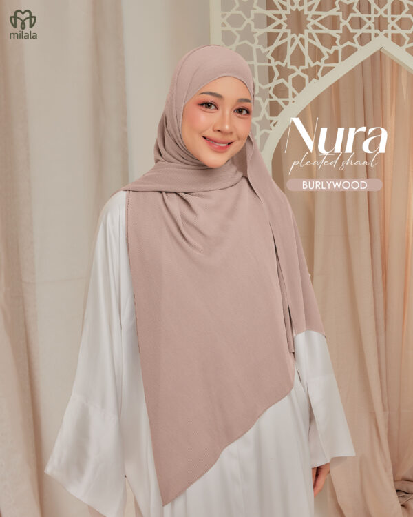 NURA PLEATED SHAWL - BURLYWOOD