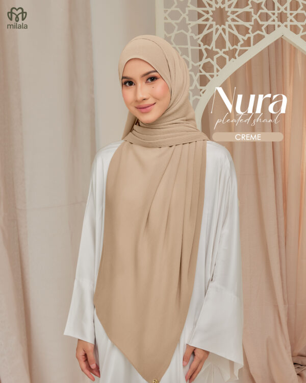 NURA PLEATED SHAWL - CREME